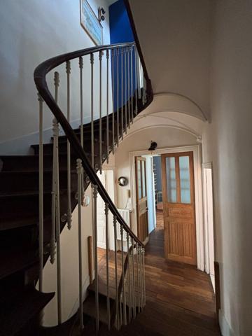 49100 ANGERS TYPE 6 MEUBLE - CENTRE