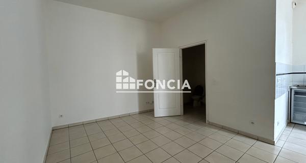 Location Studio 26.7 m² - Gières 38610
