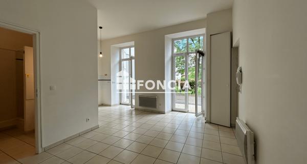 Location Studio 26.7 m² - Gières 38610