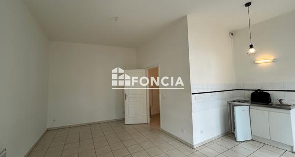 Location Studio 26.7 m² - Gières 38610