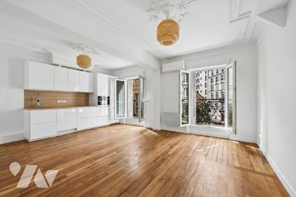 Odéon / Jardin de l’Observatoire – Superbe 3 pièces de charme avec balcon, entièrement rénové