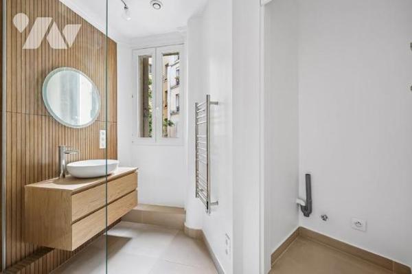 Odéon / Jardin de l’Observatoire – Superbe 3 pièces de charme avec balcon, entièrement rénové