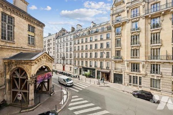 Odéon / Jardin de l’Observatoire – Superbe 3 pièces de charme avec balcon, entièrement rénové