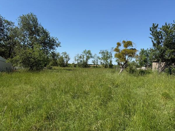 Terrain 638 M2 - HORS LOTISSEMENT