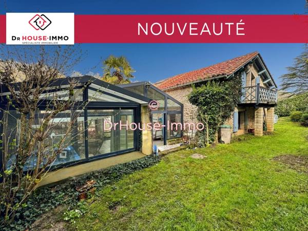 Maison à vendre 8 pièces de 250 m²