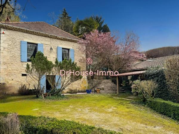 Maison à vendre 8 pièces de 250 m²