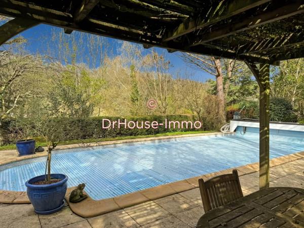 Maison à vendre 8 pièces de 250 m²