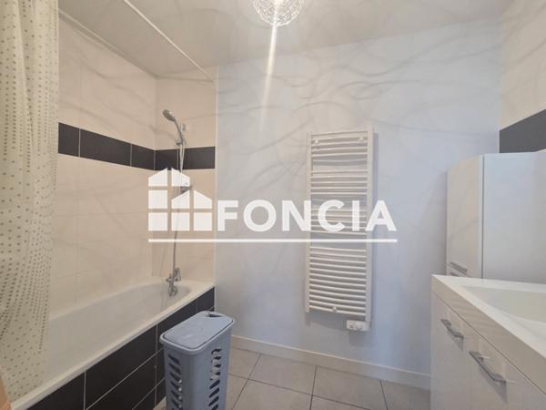 Location Appartement meublé 3 pièces 67.55 m² - Grenoble 38100