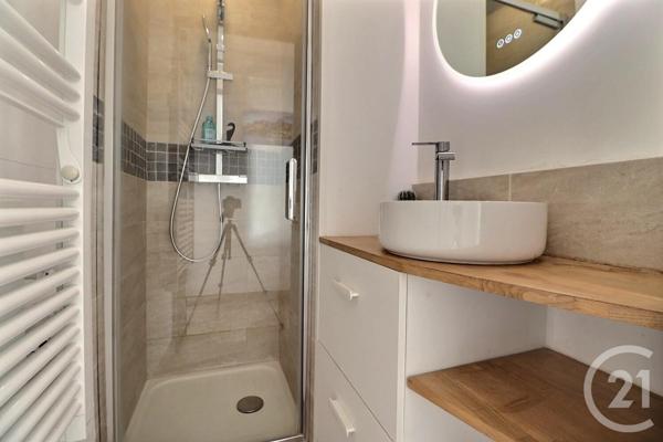 Appartement à vendre  2 pièces - 23,55 m2 ST RAPHAEL - 83