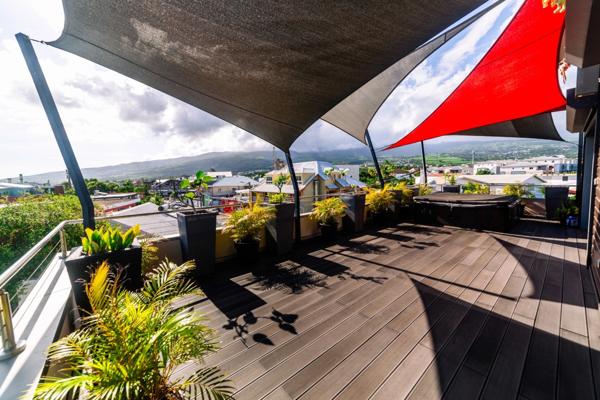 Villa contemporaine – 10 pièces – env. 300 m² – piscine – spa