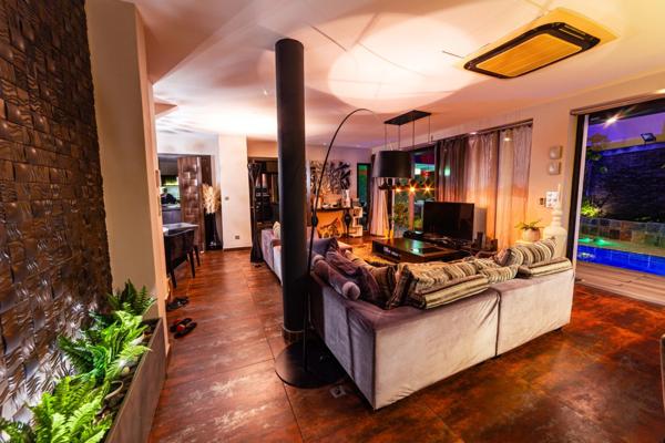 Villa contemporaine – 10 pièces – env. 300 m² – piscine – spa