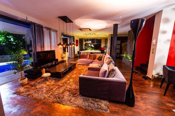 Villa contemporaine – 10 pièces – env. 300 m² – piscine – spa