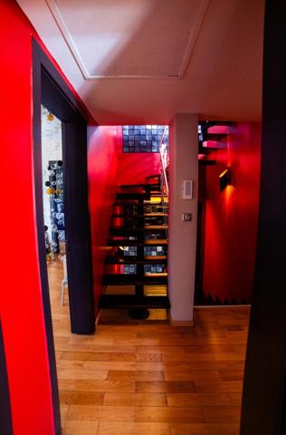 Villa contemporaine – 10 pièces – env. 300 m² – piscine – spa