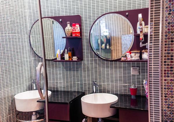 Villa contemporaine – 10 pièces – env. 300 m² – piscine – spa