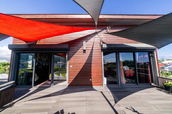 Villa contemporaine – 10 pièces – env. 300 m² – piscine – spa