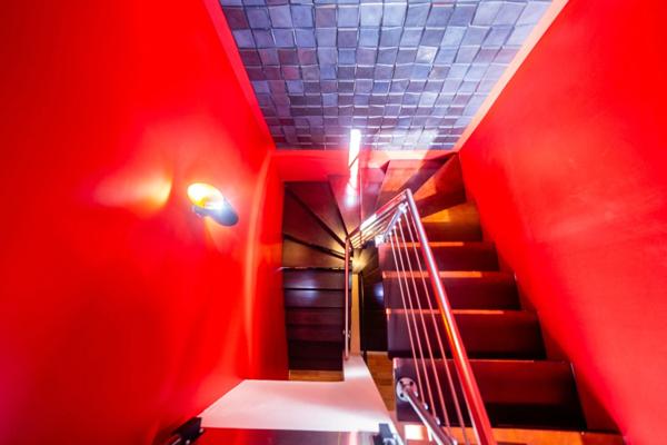 Villa contemporaine – 10 pièces – env. 300 m² – piscine – spa