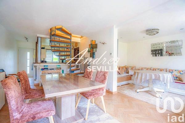 Maison 5 pièces de 85 m² à Fosses (95470)