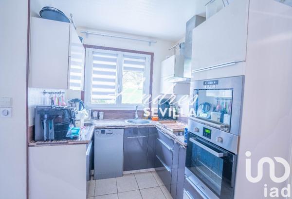 Maison 5 pièces de 85 m² à Fosses (95470)