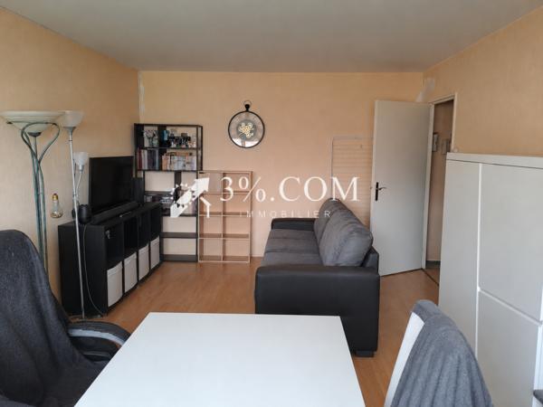 Appartement
                                                                                                                                                                                                                                                                                                                        3 pièce(s)                                                                                                                                                                                                          1 chambre(s)                                                                                                                                                                                                          42.66  m²