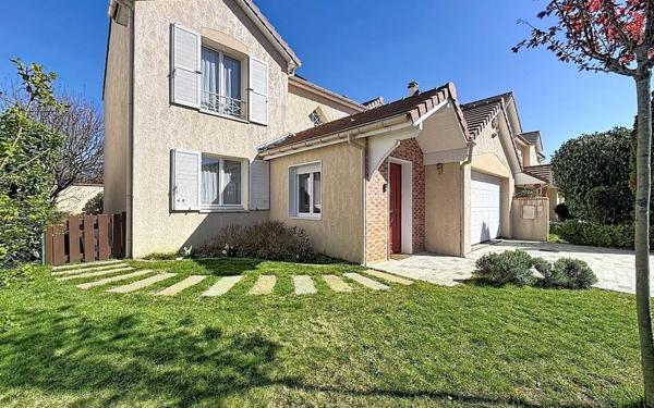 Maison à vendre    5 pièces • 126 m2 Guyancourt