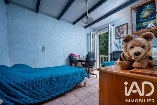 Maison à vendre 4 pièces 138,65 m² Sénas
