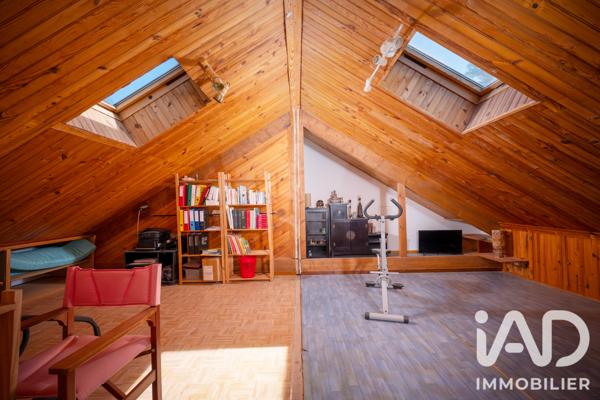 Maison à vendre 4 pièces 138,65 m² Sénas
