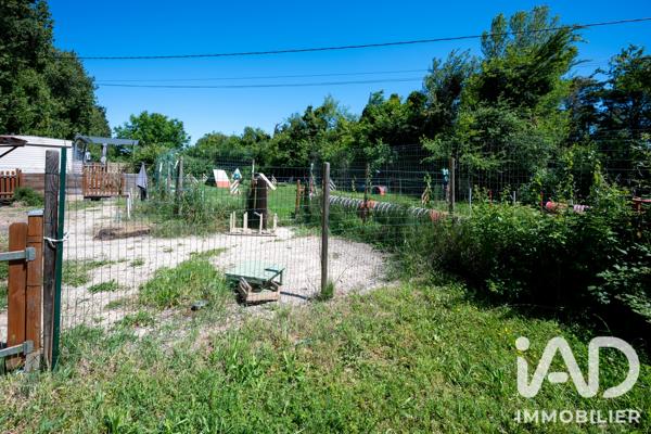 Maison à vendre 4 pièces 138,65 m² Sénas