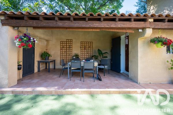 Maison à vendre 4 pièces 138,65 m² Sénas
