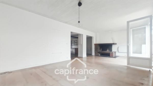 Champigny-sur-Marne-A vendre maison individuelle 4p -3 chambres-Jardin-Garage-Parcelle 328m2-Calme-Luminosité