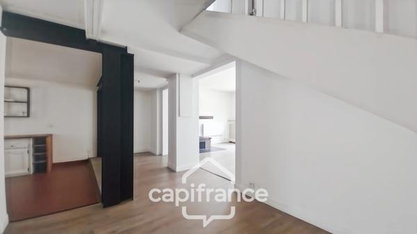 Champigny-sur-Marne-A vendre maison individuelle 4p -3 chambres-Jardin-Garage-Parcelle 328m2-Calme-Luminosité
