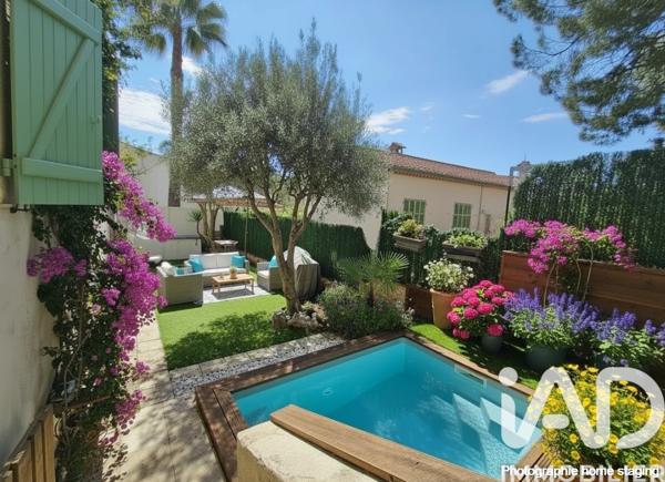 Maison à vendre 6 pièces 157 m² Vence