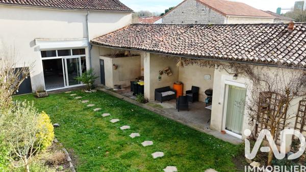 Maison à vendre 7 pièces 168 m² Mansle-les-Fontaines
