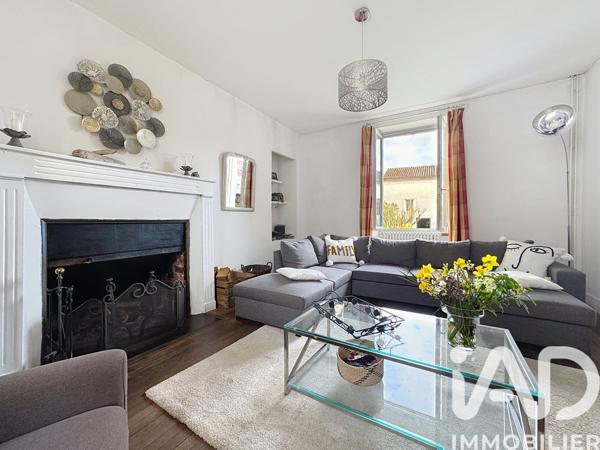 Maison à vendre 7 pièces 168 m² Mansle-les-Fontaines