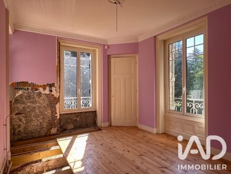Maison à vendre 10 pièces 225 m² Planfoy