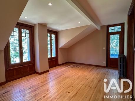 Maison à vendre 10 pièces 225 m² Planfoy
