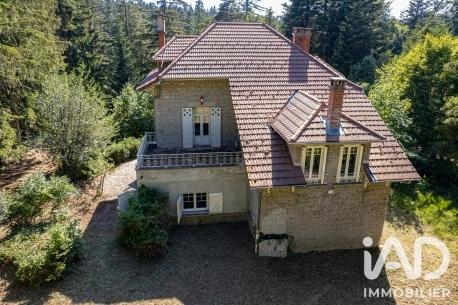 Maison à vendre 10 pièces 225 m² Planfoy