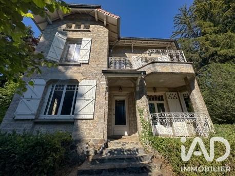 Maison à vendre 10 pièces 225 m² Planfoy