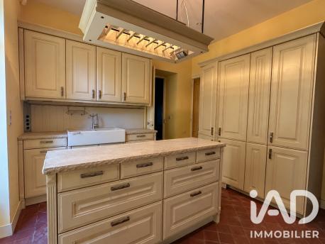 Maison à vendre 10 pièces 225 m² Planfoy