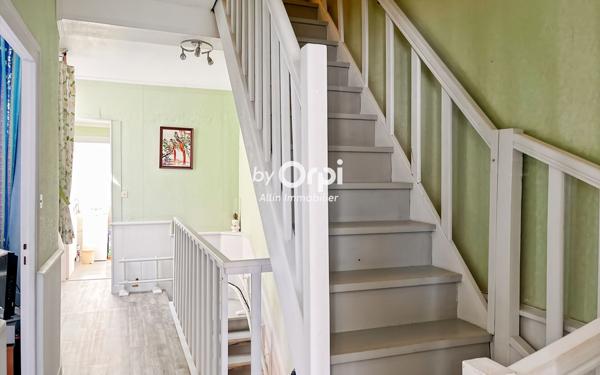 Maison à vendre    5 pièces •  Montmarault