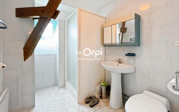 Maison à vendre    5 pièces •  Montmarault