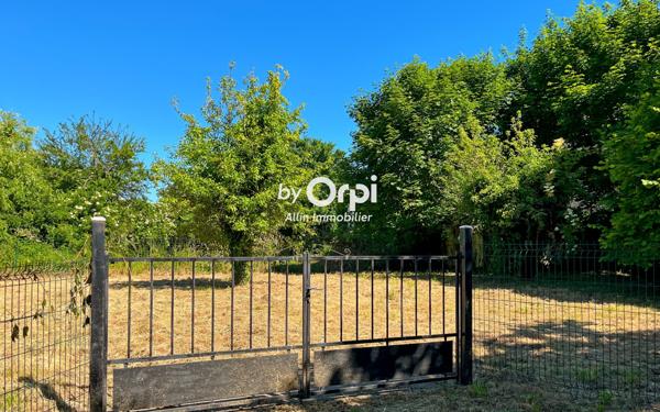 Maison à vendre    5 pièces •  Montmarault