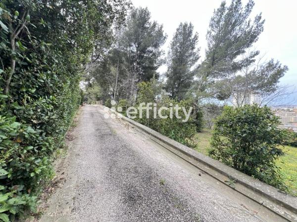 Maison 7 pièces - 180 m² Bien prestige