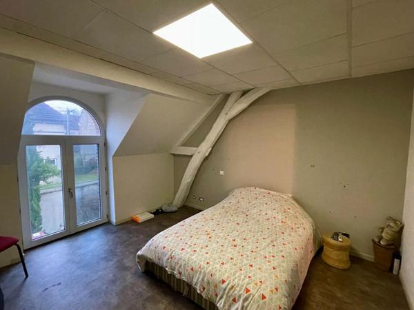 Longère de caractère de 190 m² avec dépendances et jardin