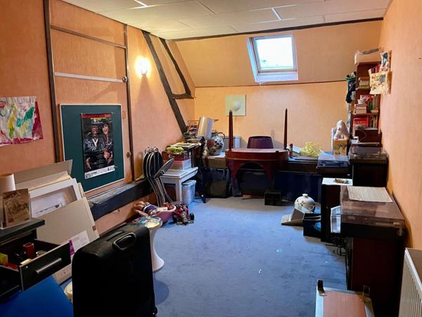 Longère de caractère de 190 m² avec dépendances et jardin