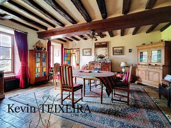 Grande maison en campagne avec 4 chambres.