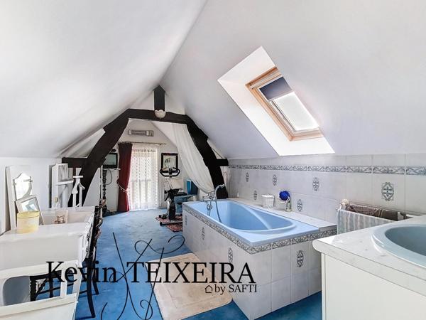 Grande maison en campagne avec 4 chambres.