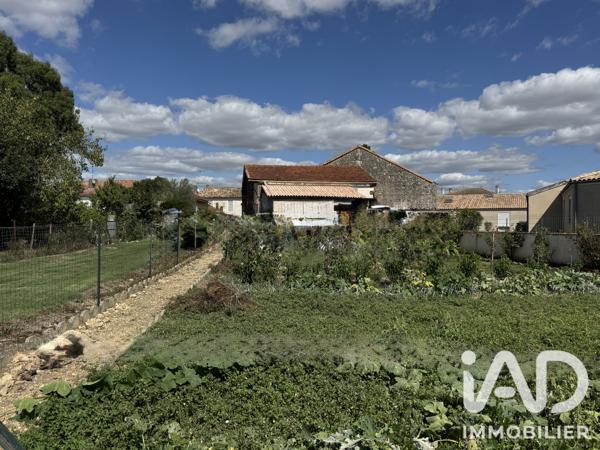 Maison à vendre 4 pièces 116 m² Saint-Bonnet-sur-Gironde