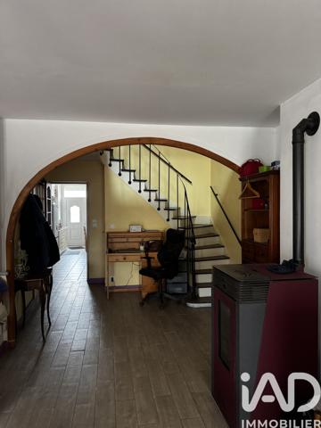 Maison à vendre 4 pièces 116 m² Saint-Bonnet-sur-Gironde