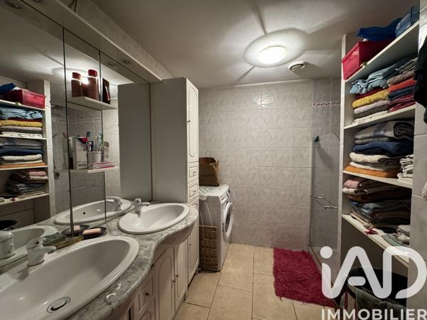 Maison à vendre 4 pièces 116 m² Saint-Bonnet-sur-Gironde