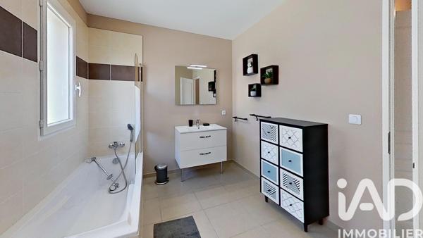 Maison à vendre 4 pièces 120 m² Sainte-Maxime